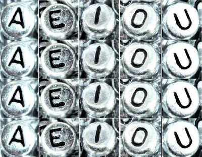 TAFFBEADS 100pcs 7x4 mm silver flat round vowel letters acrylic alphabets beads DIY Craft