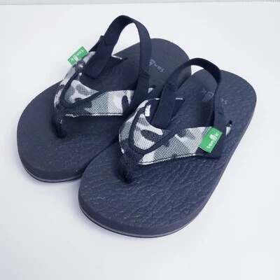 TODDLER SANUK ROOT BEER COZY Camo FLIP FLOP SANDALS W/ HEEL STRAP SIZE 8/9 - Image 1 of 4