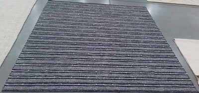 Tapete NAVY/AZUL 7'-0" x 7'-0" com defeito, preço reduzido 1172761939 STK513N-7SQ - Imagem 1 de 4