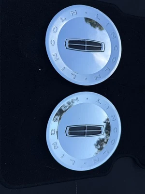 Cubierta de tapa central de rueda cromada 4W13-1A096-CA para Lincoln Town Car 2009-2010 Foto 1 de 4