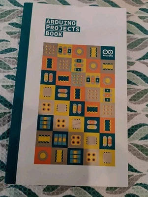 Arduino Projects Book By Scott Fitzgerald and Michael Shiloh Paperback 2013  - Image 1 of 4