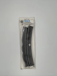 HO Scale Bachmann #44102 18" Radius Curved Track Nickel Silver Code 100 4 Pieces - Bild 1 von 3