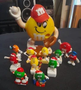 McDonalds, burger king, m&m spielzeug 12 figuren mit spender. - Bild 1 von 13