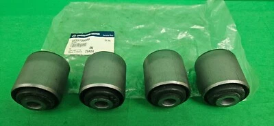 GENUINE SSANGYONG MUSSO SPORTS 2.9 L TD REAR SUSPENSION REAR LOWER ARM BUSH SET - Image 1 of 3