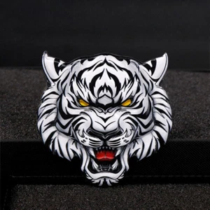 Striped Tiger 3D Metal Car Emblem - Animal Badge Sticker, Durable Waterproof 2.3 - Bild 1 von 8