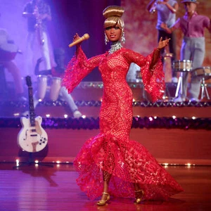 BARBIE SIGNATURE Mujer Inspiradora Celia Cruz EN MANO SE ENVÍA RÁPIDO - Imagen 1 de 8
