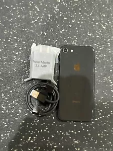 Apple iPhone SE (2020) - 128 GB - Black (Unlocked) - Picture 1 of 4