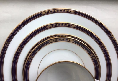 Noritake Bone China Legacy Canastel Cobalt Blue Gold Chain 5 Pc Dinner Set New - Image 1 of 4