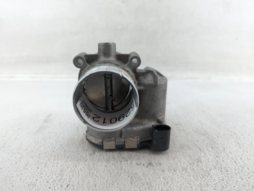 2014-2017 Volkswagen Beetle Throttle Body QDCBH - Image 1 of 4