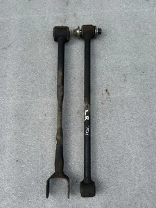 1987 TOYOTA CELICA LEFT DRIVER SIDE REAR LOWER CONTROL ARMS PAIR - Picture 1 of 7