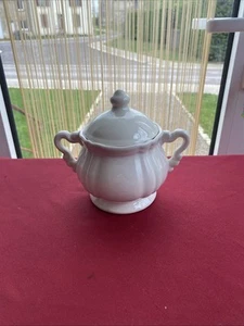 Zuckerdose Aus Weißer Fayence Von Saint-Clément - Bild 1 von 8
