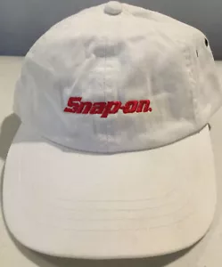 NEW! SNAP-ON TOOLS COLLECTORS BASEBALL CAP HAT ONE SIZE RED/WHITE ADJUSTABLE - Picture 1 of 7