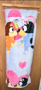 Bluey & Bingo Valentines Blue & Pink Hearts Plush Throw Blanket - Picture 1 of 1