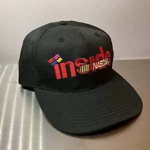 Gorra de sombrero negro vintage interior revista Nascar - Imagen 1 de 4