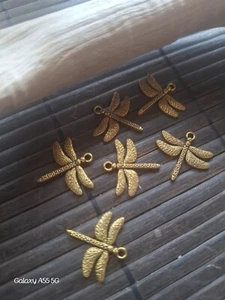 Konvolut 6 Charms Libelle vergoldet ca. 2 x 1,8 cm. - Bild 1 von 2