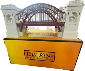 MTH RAIL KING RK Hell Gate Bridge Red & Gray 30-9020 O Gauge Train Bridge - Picture 1 of 9