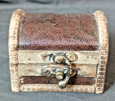 Mini cofre de madera de cuero de 3" estilo vintage baratija joyero escondite Foto 1 de 4