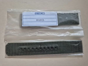 Nagelneues Seiko 5 grünes Nylonarmband 20 mm - Ref. Nr. 301D3JL - passend für Modell SNKH63+ - Bild 1 von 9