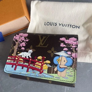 Cartera de jardín japonesa Louis Vuitton Portefeuille Vivienne auténtica usada con caja - Imagen 1 de 12