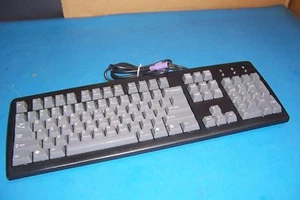 Gateway SK-1510 PS/2 Keyboard - P/N 7004953 - Picture 1 of 2