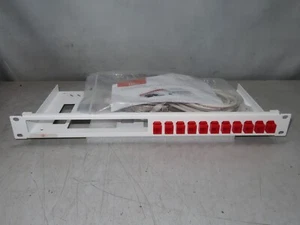Rackmount.It RM-FR-T10 Rack Mount Kit Fortigate + Cables - Picture 1 of 6