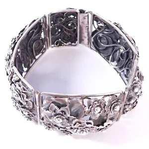 HOBÉ STERLING SILVER FLORAL BRACELET - Picture 1 of 6