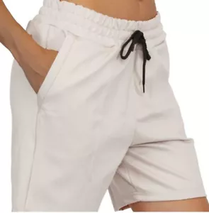 Bermuda shorts - Picture 1 of 4