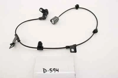 New OEM Genuine Mitsubishi Rear ABS Wheel Speed Sensor L200 2012-2015 4670A598 - Image 1 of 2