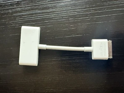 Apple 30-pin Digital AV To HDMI ADAPTER 2nd Gen A1422 Genuine - Image 1 of 3