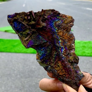 154G Natural and beautiful colored limonite ore mineral specimen/DaYe - Picture 1 of 24