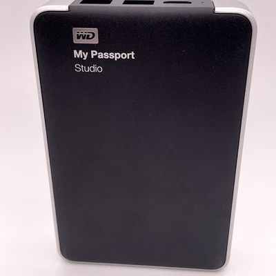 WD My Passport Studio 1TB FireWire 800 External Hard Drive – Not Working - Image 1 of 4
