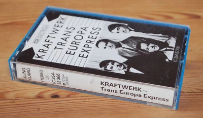KRAFTWERK - TRANS EUROPA EXPRESS (EMI ELECTROLA 1C26482306) GERMANY CASSETTE - Image 1 of 4
