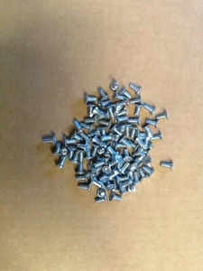 100 Maschinenschrauben für Türscharniere 4,5x4,5 Kreuzschlitz #3 Kopf., L-23 - Bild 1 von 3