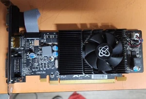 XFX AMD Radeon R5 230 1GB Video Graphics Card GPU R5-230A-ZL PCI-E - Picture 1 of 3