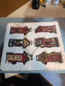 XMAS OUTHOUSE ORNAMENTS SET OF 6 Cottage core - Picture 1 of 8