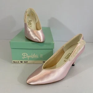 Tacones vintage teñibles rosa satinado con cuentas para mujer 6,5 AA estrechos - Imagen 1 de 6