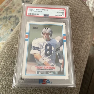 1989 Topps Traded - #70T Troy Aikman Cowboys HOF Rookie Card - PSA 10 GEM MT!!!! - Picture 1 of 2