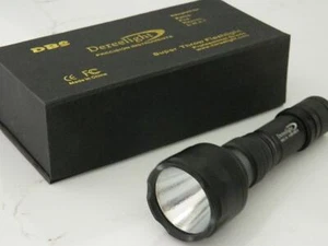Linterna de búsqueda y caza de tiro largo Dereelight DBS-T con LED cambiable en excelente estado - Imagen 1 de 12