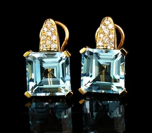 SONIA B. PENDIENTES HUGGIE FIRMADOS DE ORO AMARILLO DE ORO AMARILLO DE 14K AZUL FINO - Imagen 1 de 10