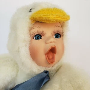 2000 Geppeddo Cuddle Kids Dominique Duck Baby Doll Porcelain Face 9" - Picture 1 of 8