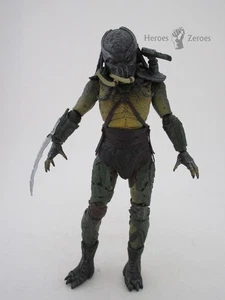 HIYA Toys Exquisite Mini Predators TRACKER PREDATOR 1:18 Actionfigur - Bild 1 von 5