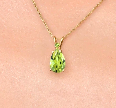 3.04 Carat Pear and Round Green Peridot 925 Silver Yellow Gold Plated Pendant - Image 1 of 4