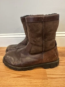 UGG Australia Boots Beacon Mens Size 10 Brown Leather Sheepskin Lined 5485 - Picture 1 of 14