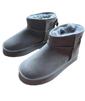 Женские серые сапоги Juicy Couture размер 5  - Изображение 1 из 4