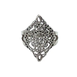 Vintage Sterling Silver Filigree Shield Ring Size 6  - Picture 1 of 3