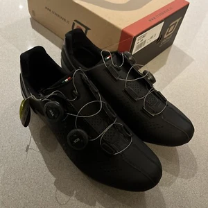 Crono CR2 Road Shoes Cycling SPD Shoes 43.5 Black Boa - Picture 1 of 6