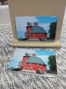 Cartolina d'epoca RPPC - Spring Green Wisconsin Rock's Round Barn Lounge Food - Foto 1 di 9