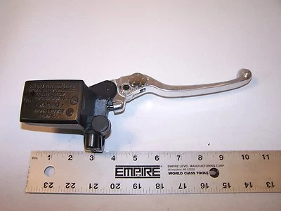 YAMAHA FZ600 FZ6 PALANCA FRENO DELANTERO CILINDRO MAESTRO 5VS-W2587-00-00 FZ 600 6 lm Foto 1 de 4