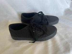 Vans 500714 Black on Black Casual Shoes Sneakers Size Men’s size 10 lace up - Picture 1 of 6