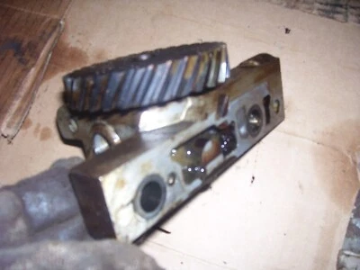 DE COLECCIÓN MASSEY HARRIS 444 TRACTOR DE GAS - MOTOR BOMBA DE ACEITE Y ENGRANAJE - 1956 Foto 1 de 3